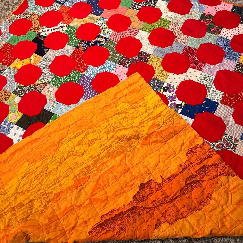 VTG Handmade Appliqué Quilt Full Queen 83x95 Red Circle Patchwork Scrap Quilt